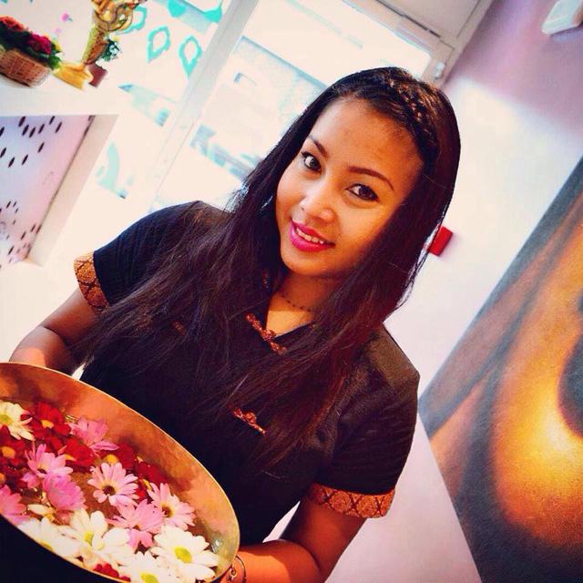 Staff_One-Season-Centro-Massaggi-Thai-Milano_www.oneseason.it (6) Staff_One-Season-Centro-Massaggi-Thai-Milano_www.oneseason.it (6)